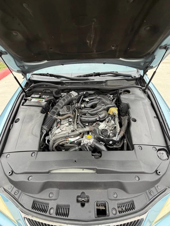2007 Lexus IS 2nd Gen - Image 13 of 16