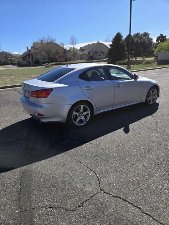 2007 Lexus IS 2nd Gen - Image 9 of 18