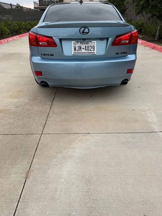 2007 Lexus IS 2nd Gen - Image 12 of 16