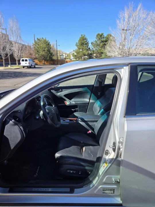 2007 Lexus IS 2nd Gen - Image 12 of 18