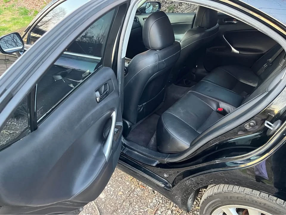2007 Lexus IS 2nd Gen - Image 5 of 8