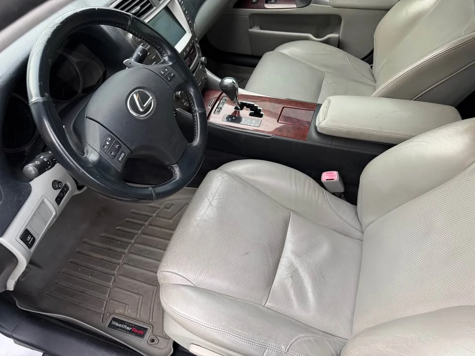 2007 Lexus IS 2nd Gen - Image 7 of 10
