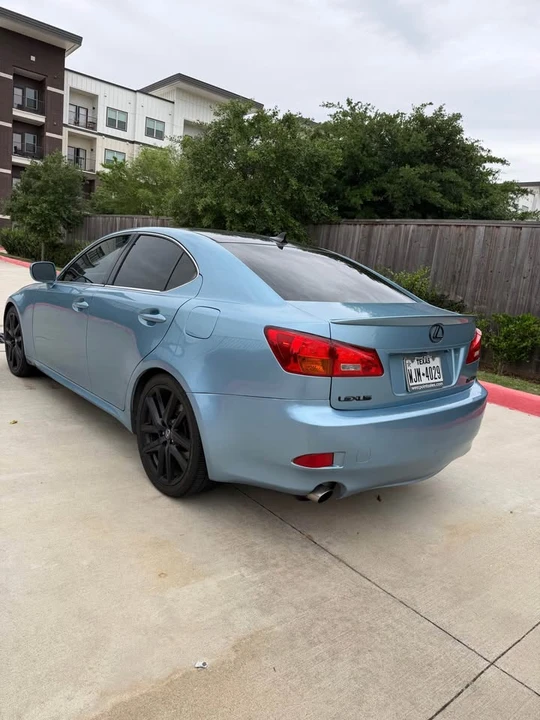 2007 Lexus IS 2nd Gen - Image 4 of 16