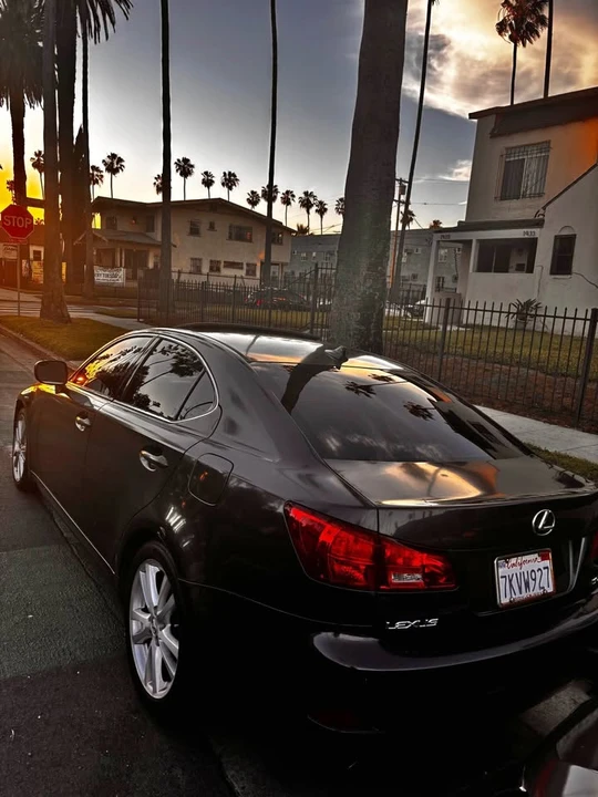 2007 Lexus IS 2nd Gen - Image 2 of 12