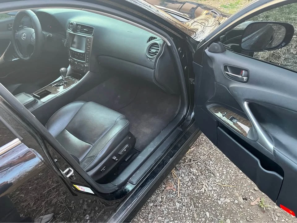 2007 Lexus IS 2nd Gen - Image 7 of 8