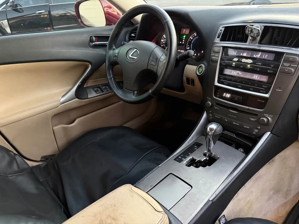 2007 Lexus IS 2nd Gen - Image 8 of 10