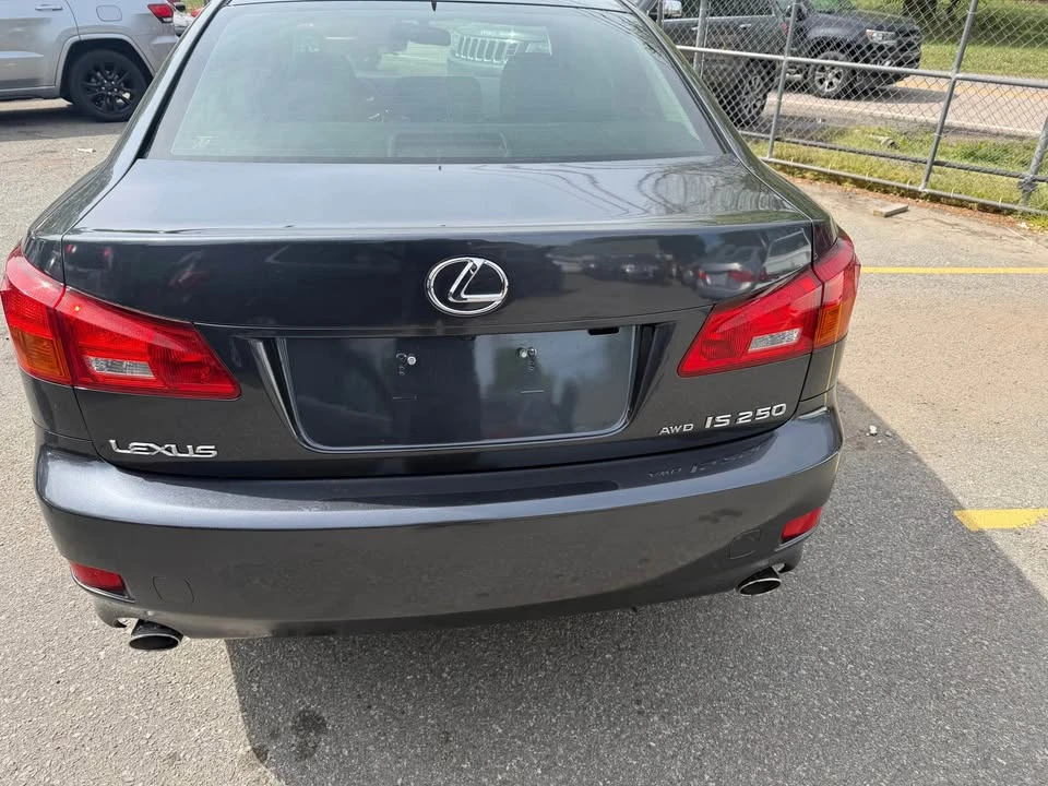 2007 Lexus IS 2nd Gen - Image 4 of 9