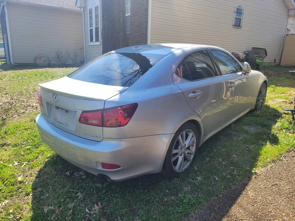 2007 Lexus IS 2nd Gen - Image 3 of 4