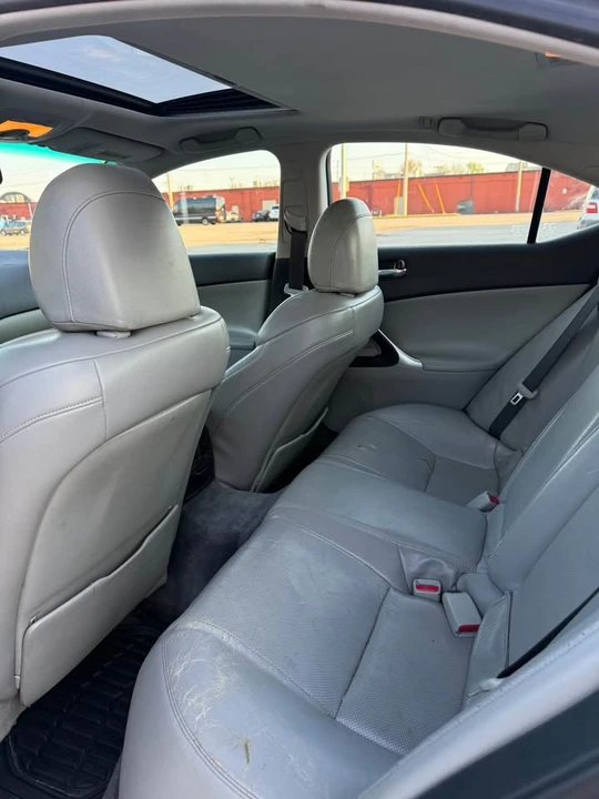 2007 Lexus IS 2nd Gen - Image 12 of 18
