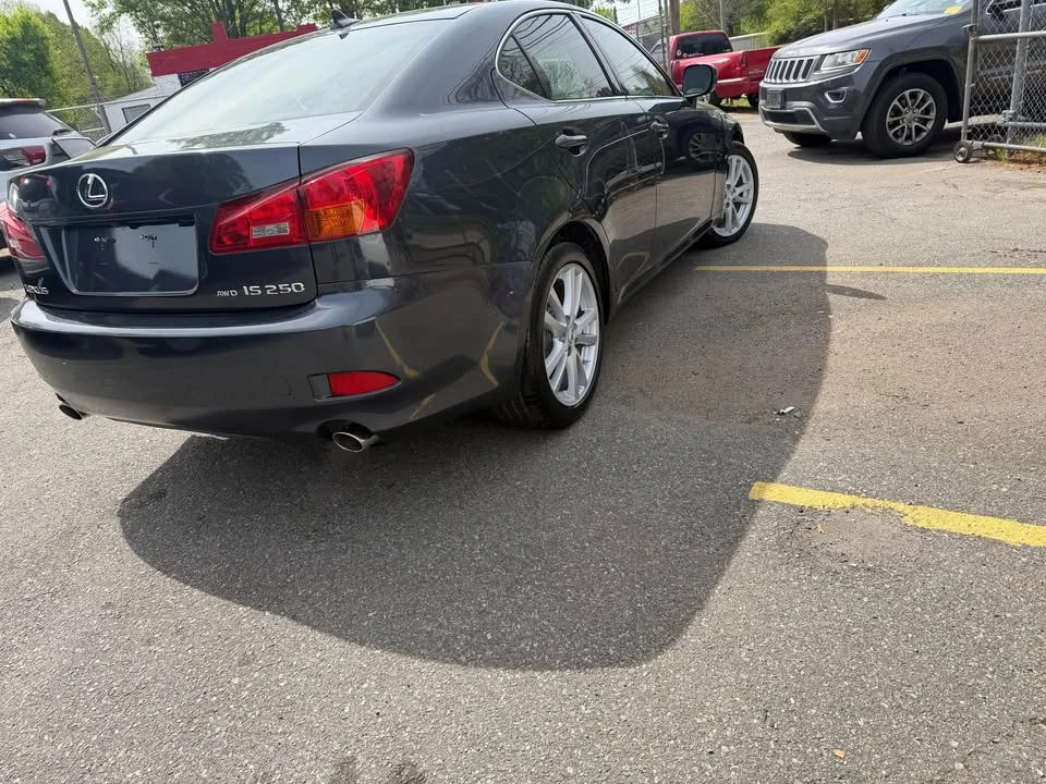 2007 Lexus IS 2nd Gen - Image 5 of 9