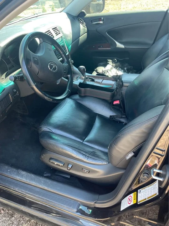 2007 Lexus IS 2nd Gen - Image 5 of 8