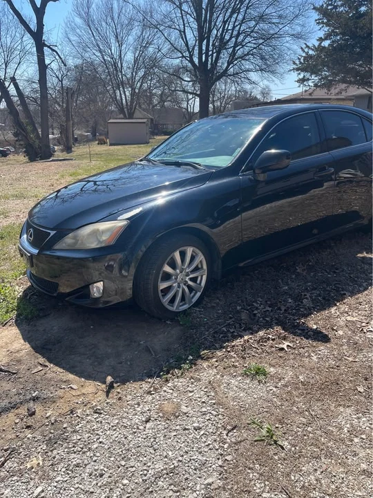 2007 Lexus IS 2nd Gen - Image 2 of 8