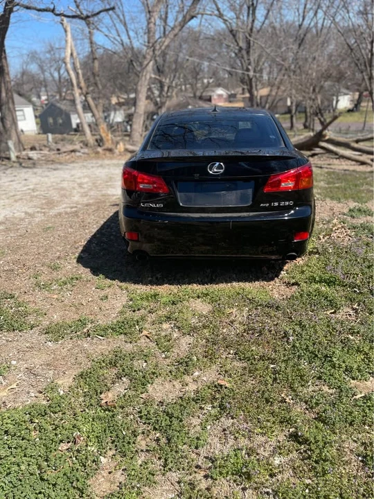 2007 Lexus IS 2nd Gen - Image 4 of 8