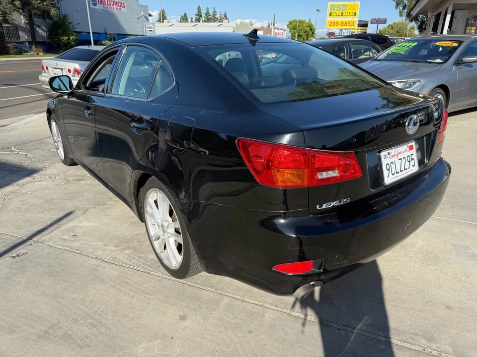 2007 Lexus IS 2nd Gen - Image 4 of 6