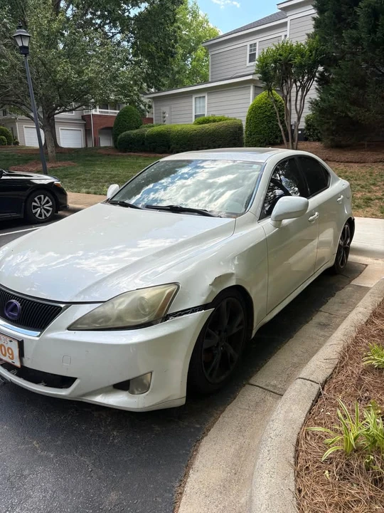 2007 Lexus IS 2nd Gen - Image 3 of 6