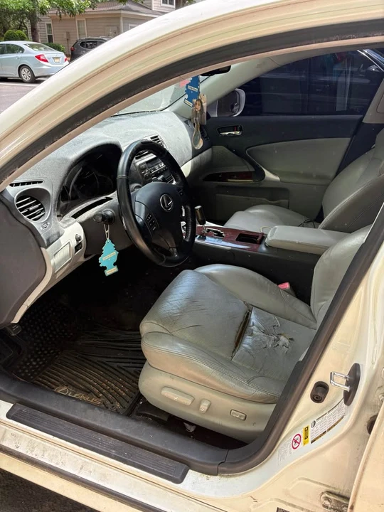 2007 Lexus IS 2nd Gen - Image 6 of 6