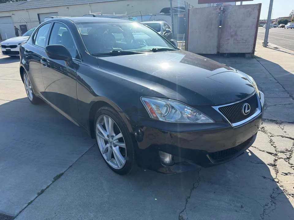 2007 Lexus IS 2nd Gen - Image 2 of 6