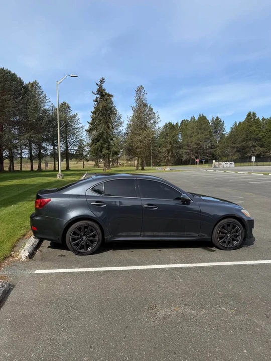 2007 Lexus IS 2nd Gen - Image 8 of 19