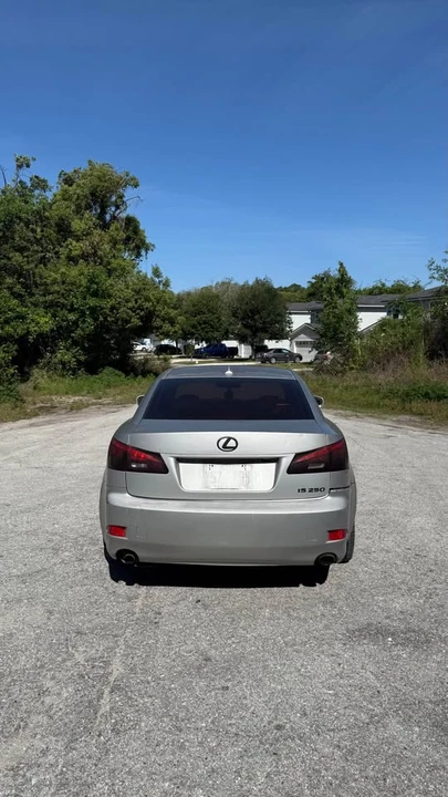 2007 Lexus IS 2nd Gen - Image 4 of 9