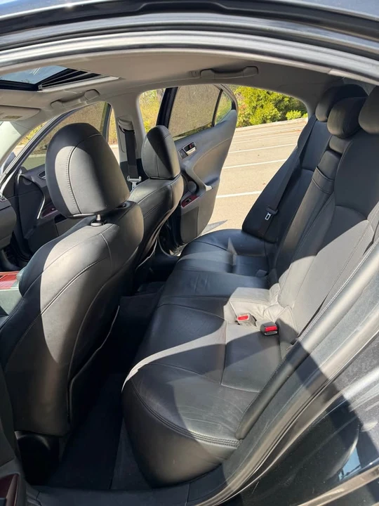 2007 Lexus IS 2nd Gen - Image 11 of 19