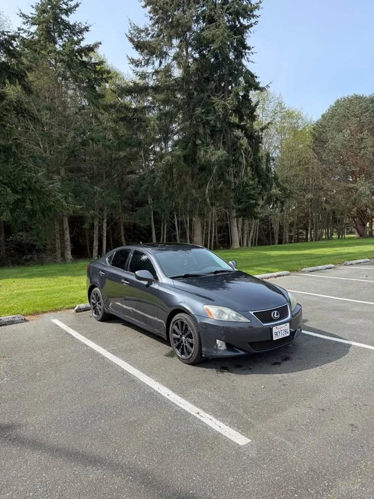 2007 Lexus IS 2nd Gen - Image 9 of 19