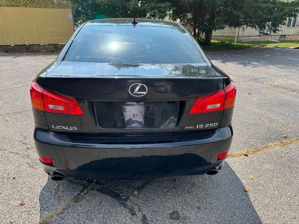 2007 Lexus IS 2nd Gen - Image 13 of 19