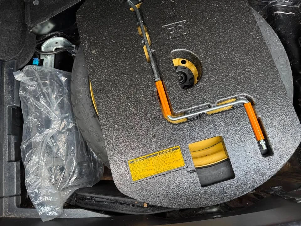 2007 Lexus IS 2nd Gen - Image 17 of 19