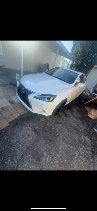 2007 Lexus IS 2nd Gen - Image 4 of 4