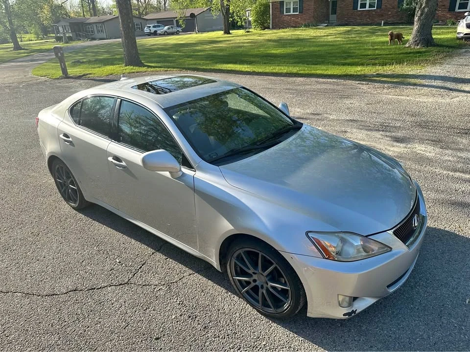2007 Lexus IS 2nd Gen - Image 2 of 16