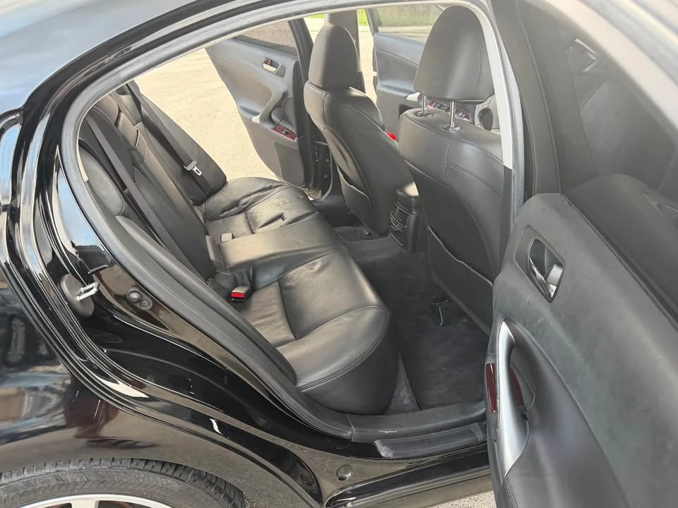 2007 Lexus IS 2nd Gen - Image 9 of 13