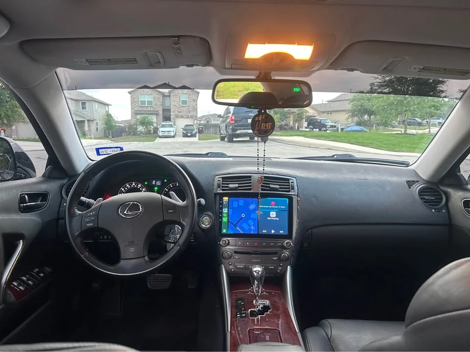 2007 Lexus IS 2nd Gen - Image 11 of 13