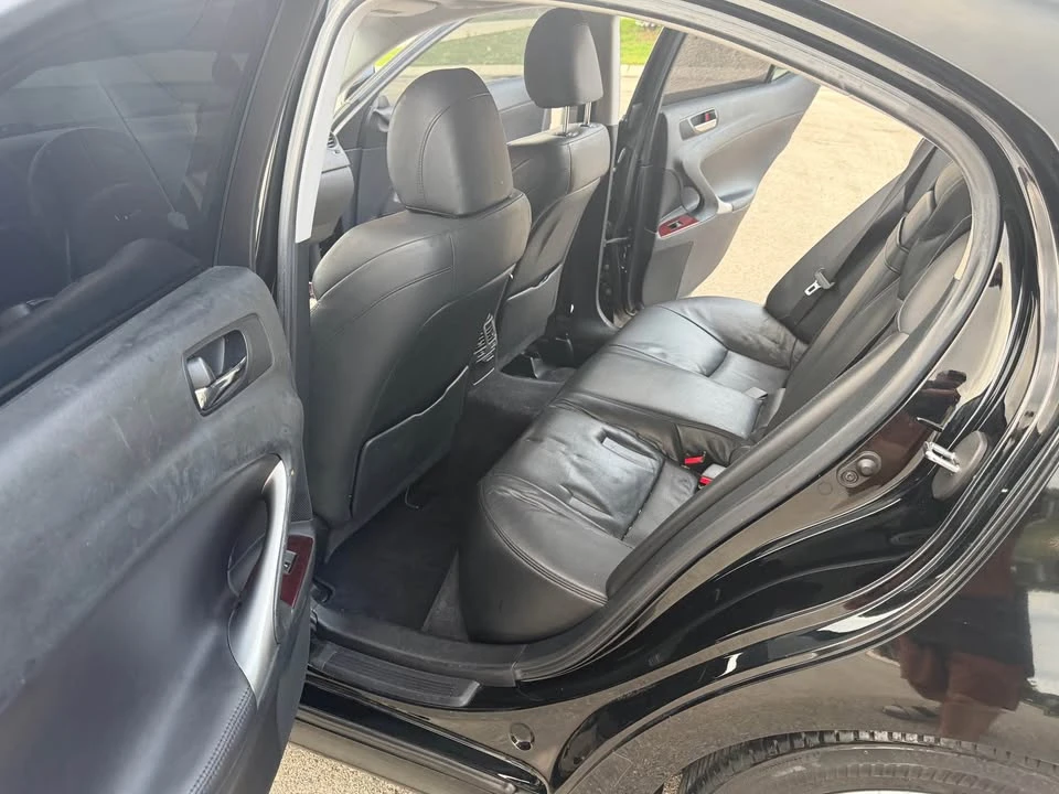 2007 Lexus IS 2nd Gen - Image 10 of 13