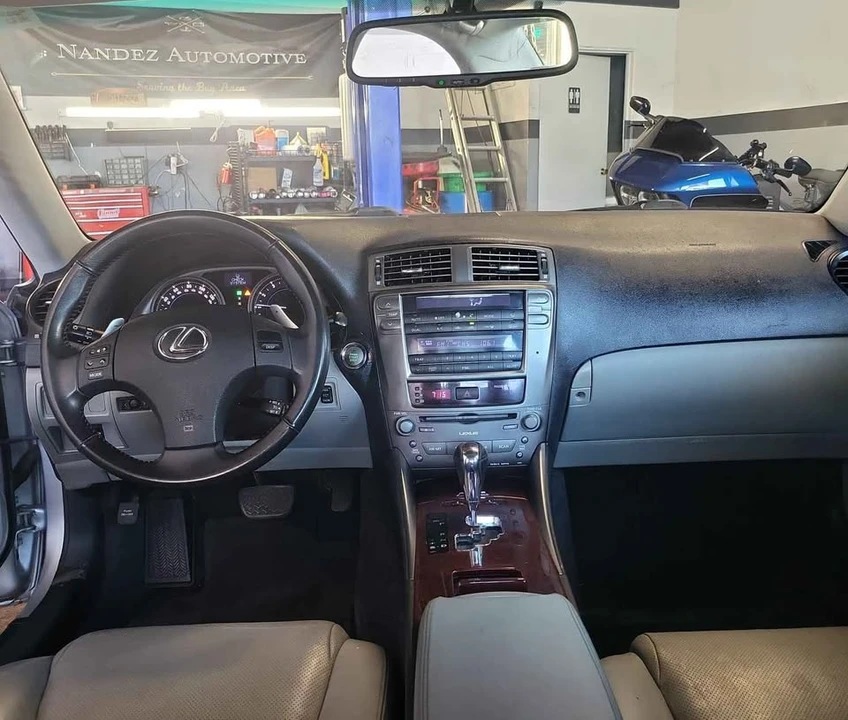 2007 Lexus IS 2nd Gen - Image 7 of 8