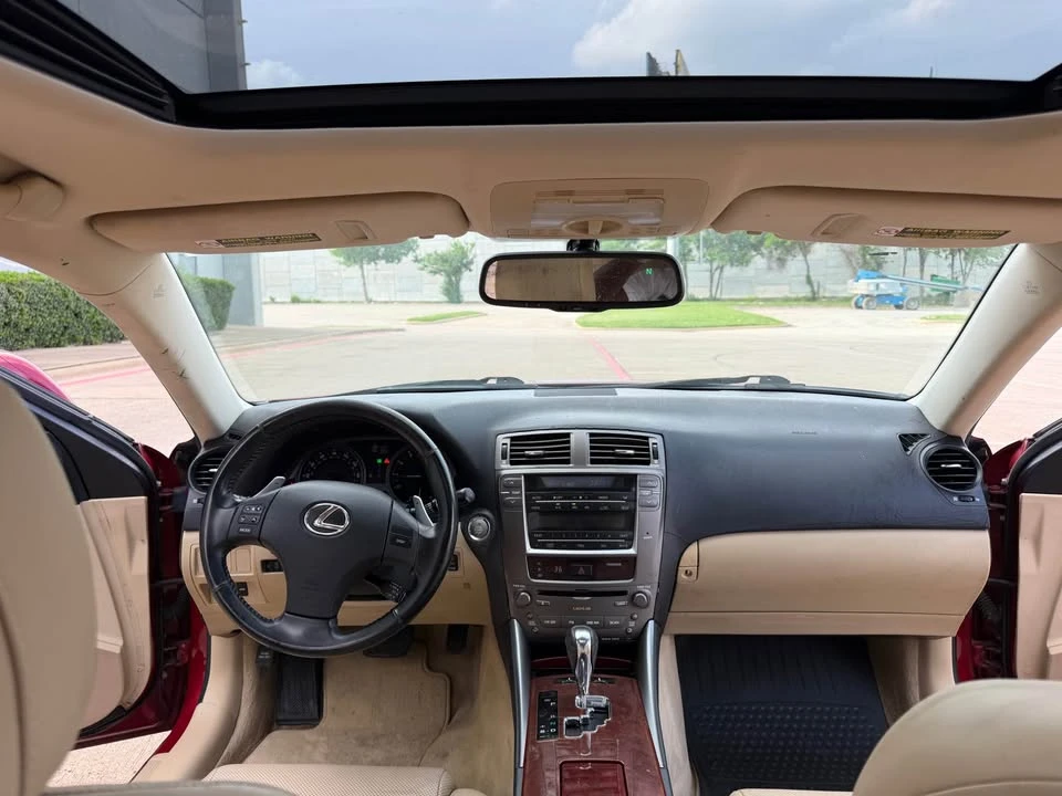 2007 Lexus IS 2nd Gen - Image 9 of 16