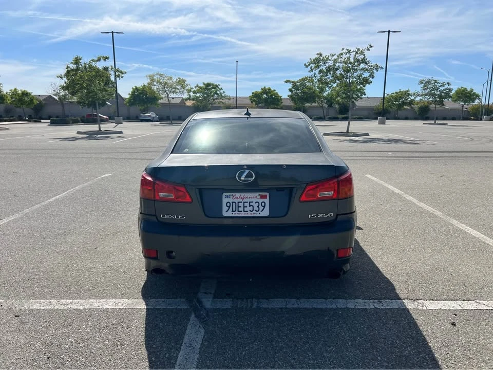2007 Lexus IS 2nd Gen - Image 4 of 20