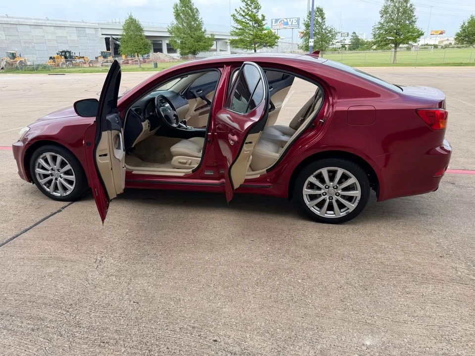2007 Lexus IS 2nd Gen - Image 10 of 16