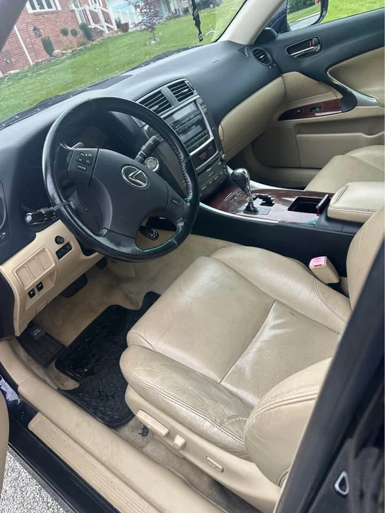 2007 Lexus IS 2nd Gen - Image 5 of 8
