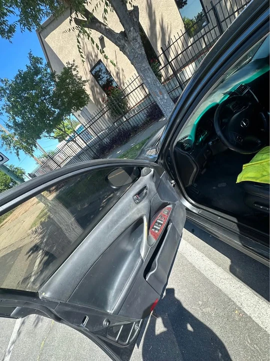 2007 Lexus IS 2nd Gen - Image 5 of 12