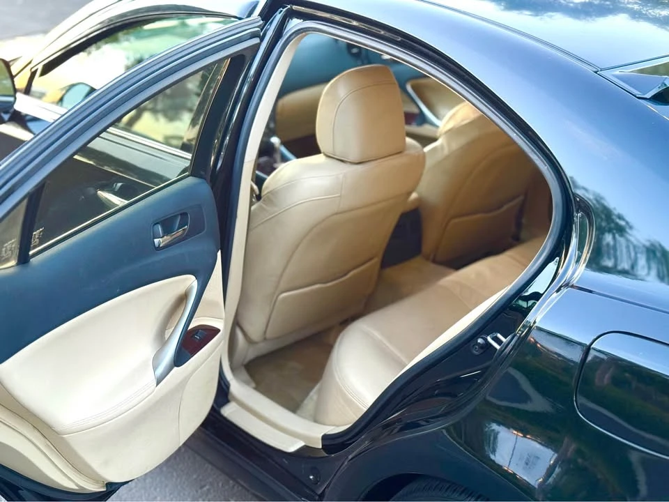 2007 Lexus IS 2nd Gen - Image 7 of 11