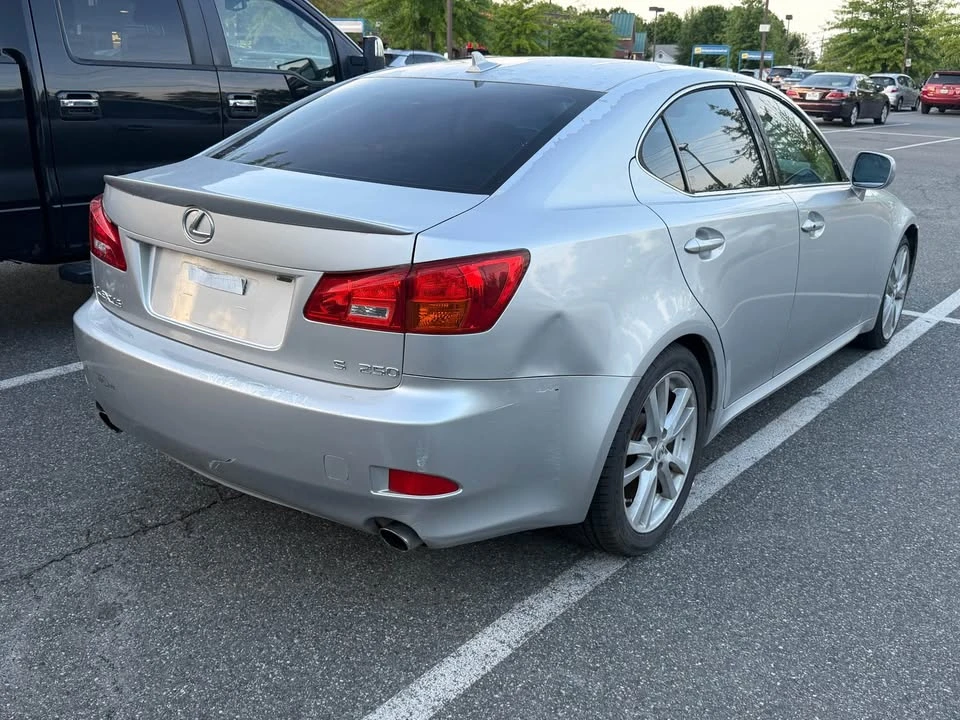 2007 Lexus IS 2nd Gen - Image 5 of 17