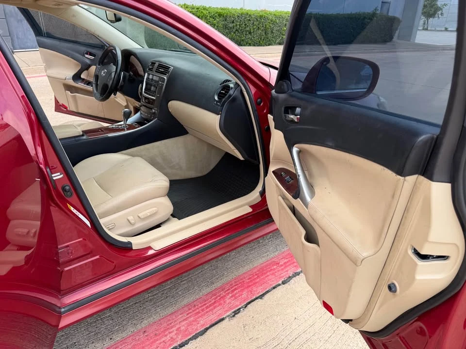 2007 Lexus IS 2nd Gen - Image 14 of 16
