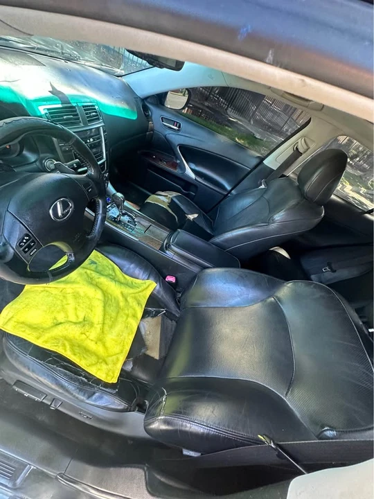2007 Lexus IS 2nd Gen - Image 7 of 12