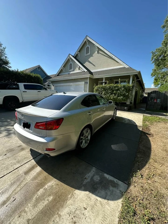 2007 Lexus IS 2nd Gen - Image 4 of 7