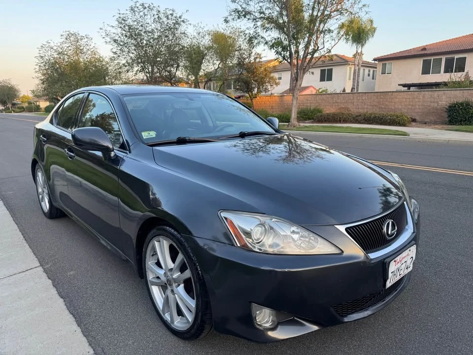 2007 Lexus IS 2nd Gen - Image 9 of 15