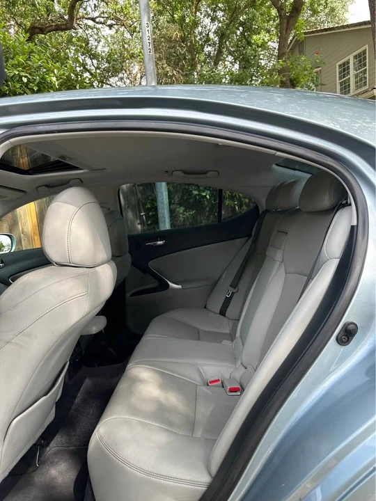 2007 Lexus IS 2nd Gen - Image 12 of 20