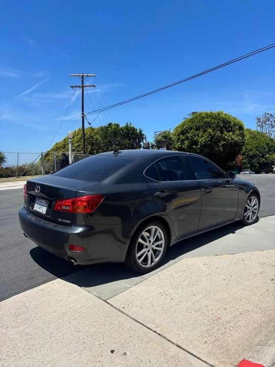 2007 Lexus IS 2nd Gen - Image 3 of 5