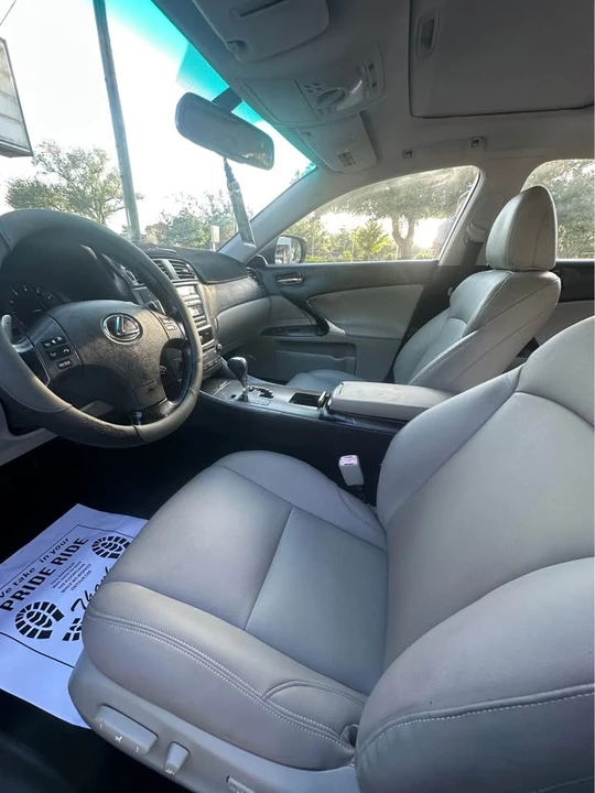 2007 Lexus IS 2nd Gen - Image 10 of 16