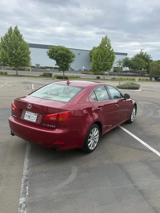 2007 Lexus IS 2nd Gen - Image 4 of 15
