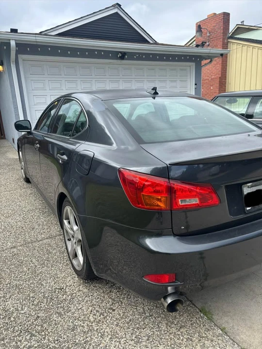 2007 Lexus IS 2nd Gen - Image 4 of 7