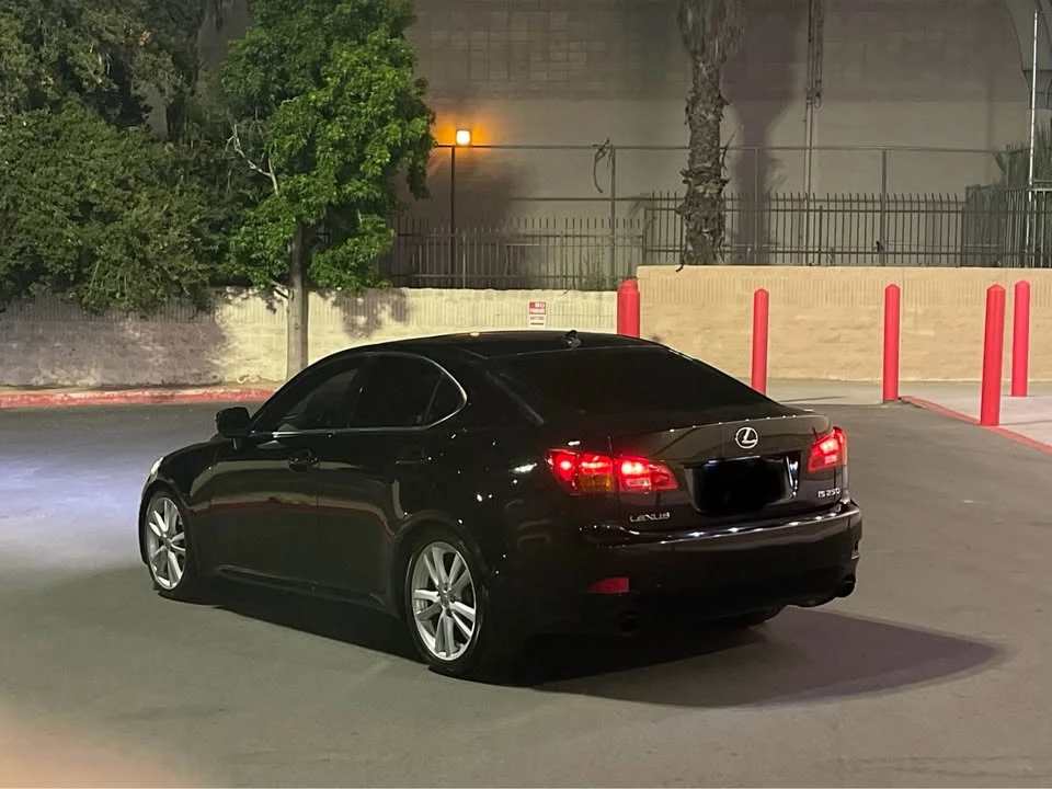 2007 Lexus IS 2nd Gen - Image 2 of 9